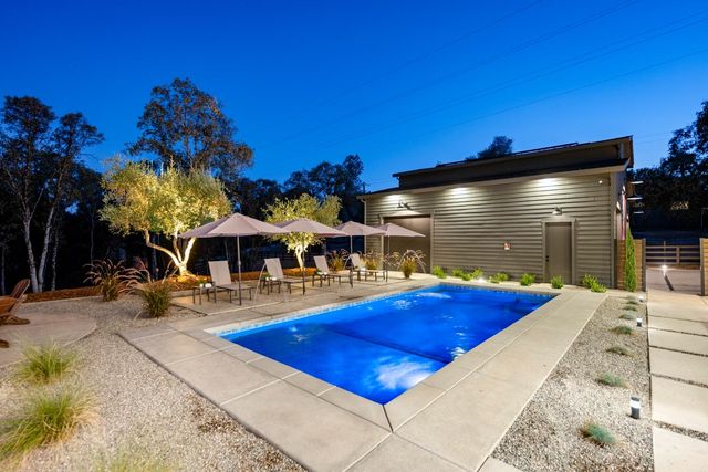 22828 Cameo Dr, Grass Valley, CA 95949