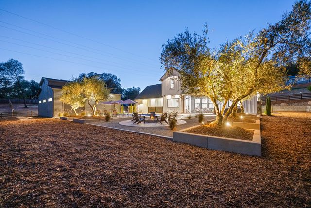 22828 Cameo Dr, Grass Valley, CA 95949