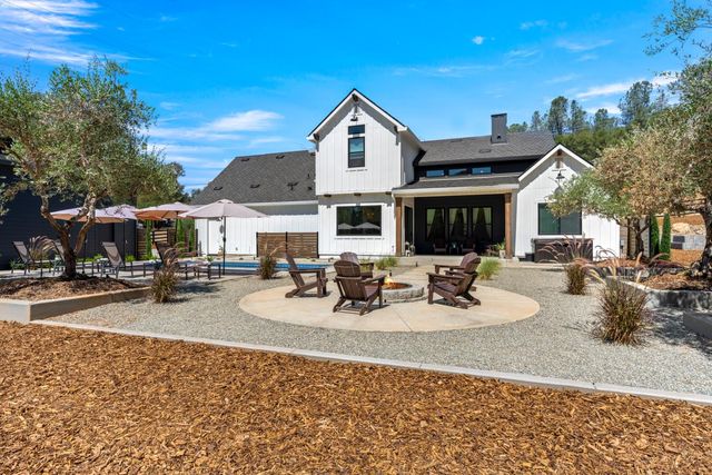 22828 Cameo Dr, Grass Valley, CA 95949