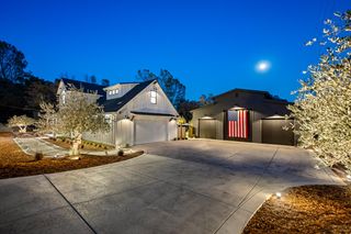 22828 Cameo Dr, Grass Valley, CA 95949