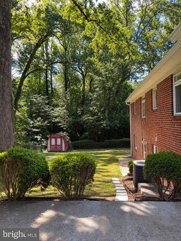 7401 CAMP ALGER AVE, Falls Church, VA 22042