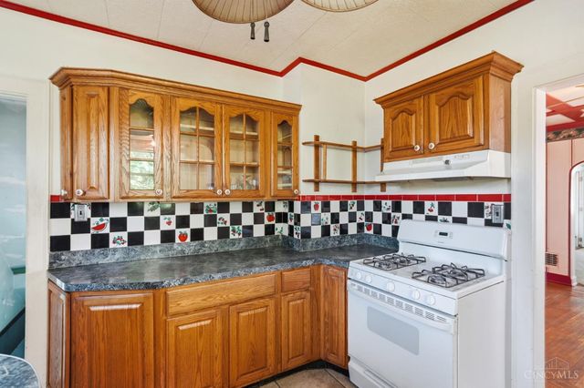 718 Trenton Avenue, Cincinnati, OH 45205