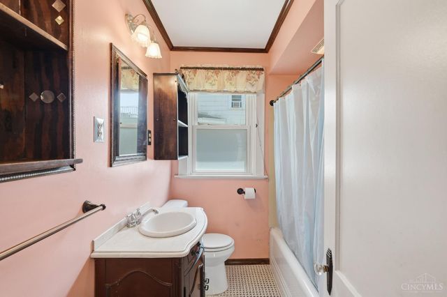 718 Trenton Avenue, Cincinnati, OH 45205