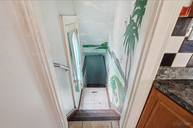 718 Trenton Avenue, Cincinnati, OH 45205