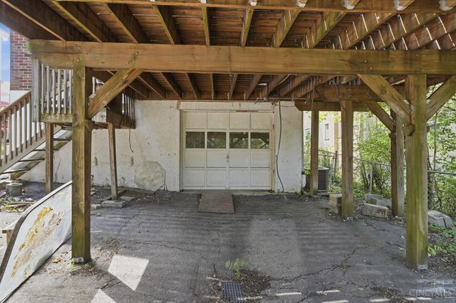 718 Trenton Avenue, Cincinnati, OH 45205