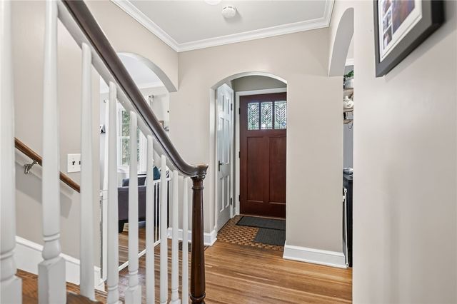 33 Coolidge Road, Irondequoit, NY 14622