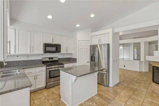 1250 Granite, Hemet, CA 92543