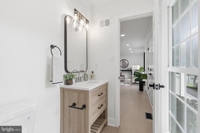 14983 GOLD POST CT, Centreville, VA 20121