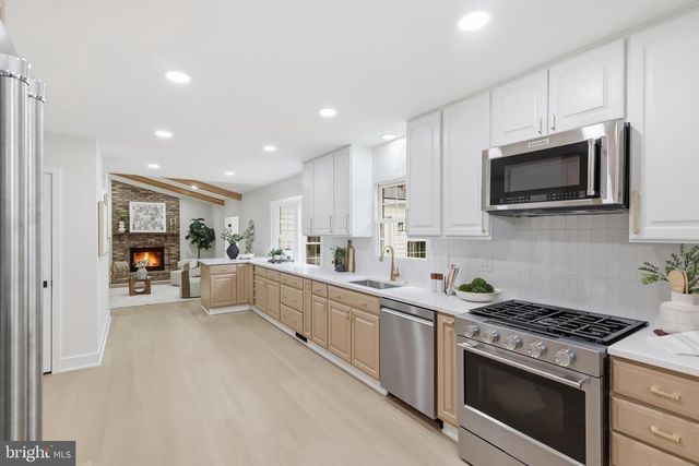 14983 GOLD POST CT, Centreville, VA 20121