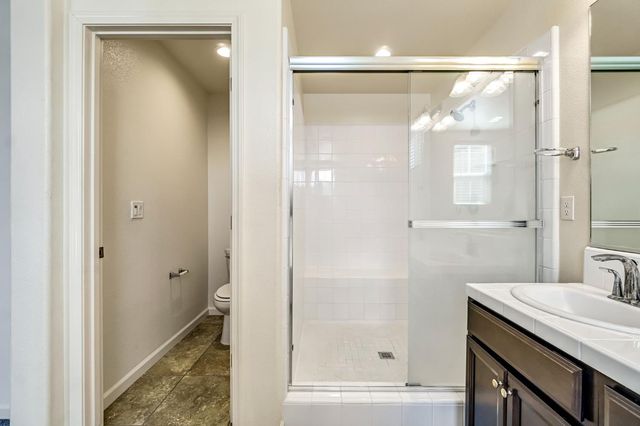 5468 W Santa Barbara Drive, Fresno, CA 93722