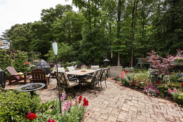 228 Falling Shoals Drive, Athens, GA 30605