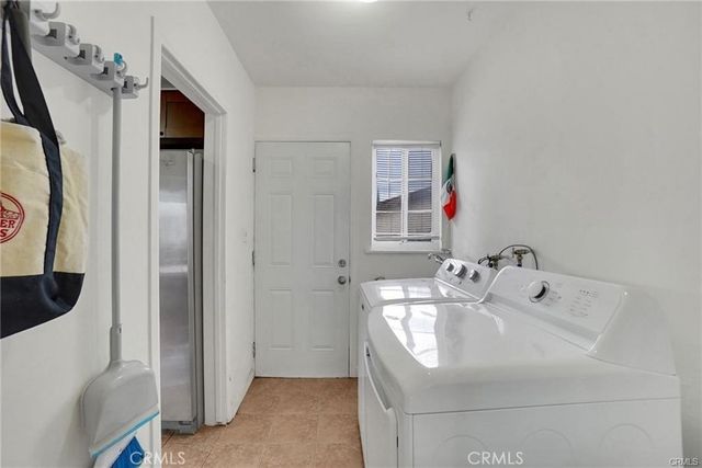 1303 1305 E Kingsley Avenue, Pomona, CA 91767