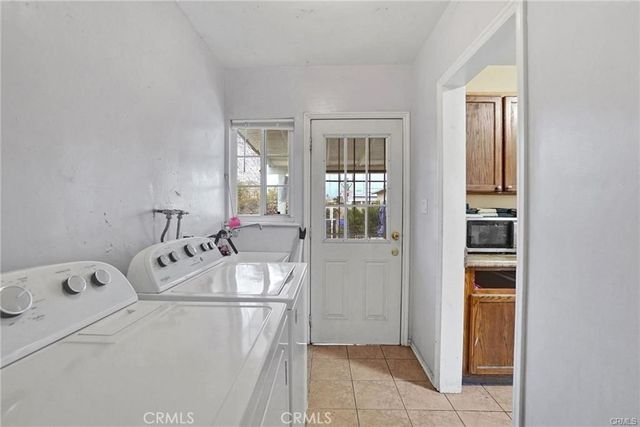 1303 1305 E Kingsley Avenue, Pomona, CA 91767