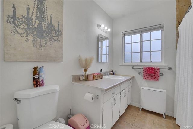 1303 1305 E Kingsley Avenue, Pomona, CA 91767