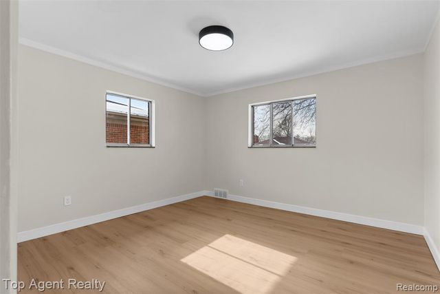 24336 Warrington Court, Eastpointe, MI 48021