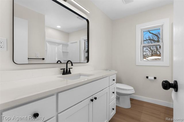 24336 Warrington Court, Eastpointe, MI 48021