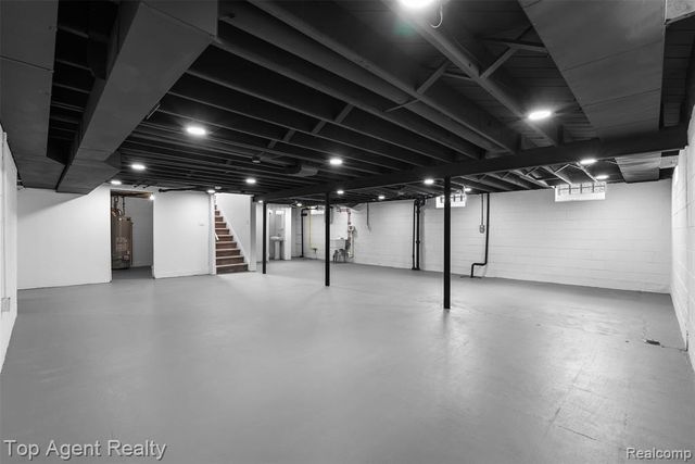 24336 Warrington Court, Eastpointe, MI 48021