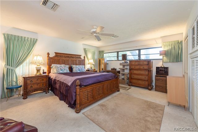 57 Greentree Street, Homosassa, FL 34446