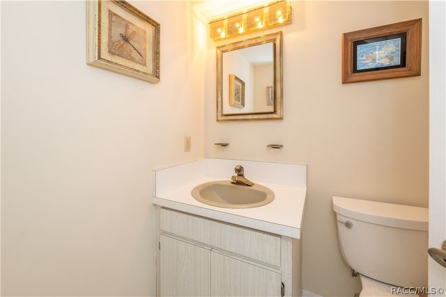 57 Greentree Street, Homosassa, FL 34446