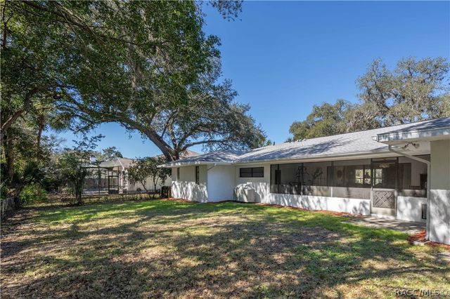 57 Greentree Street, Homosassa, FL 34446