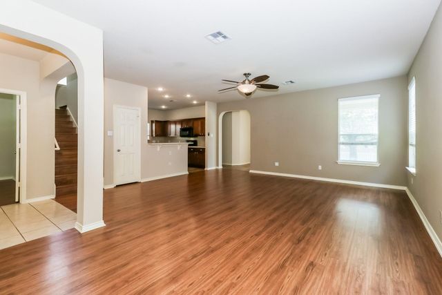 400 Bandstand LN, Cedar Park, TX 78613