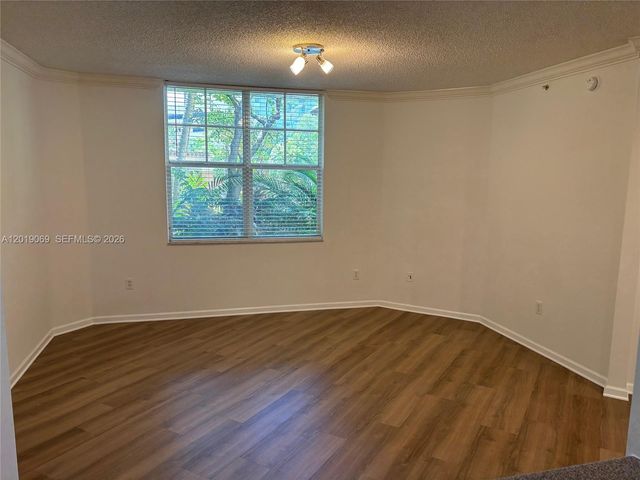 1900 Van Buren St 113B, Hollywood, FL 33020
