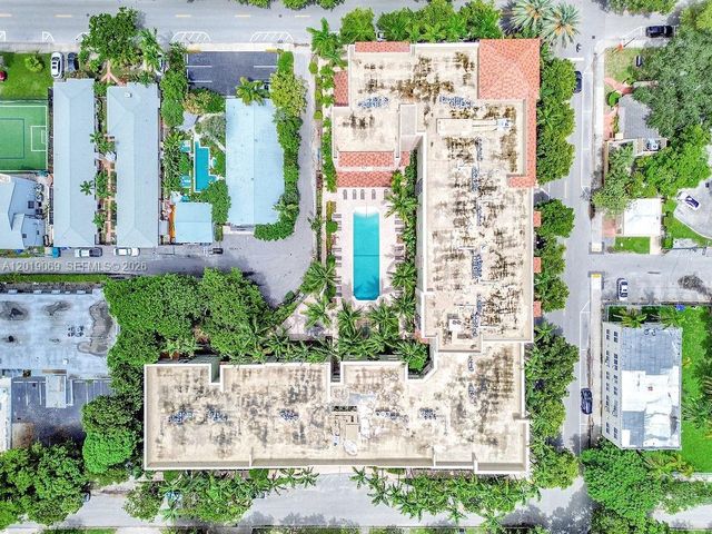 1900 Van Buren St 113B, Hollywood, FL 33020