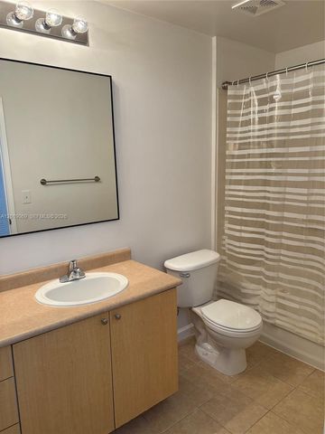 1900 Van Buren St 113B, Hollywood, FL 33020