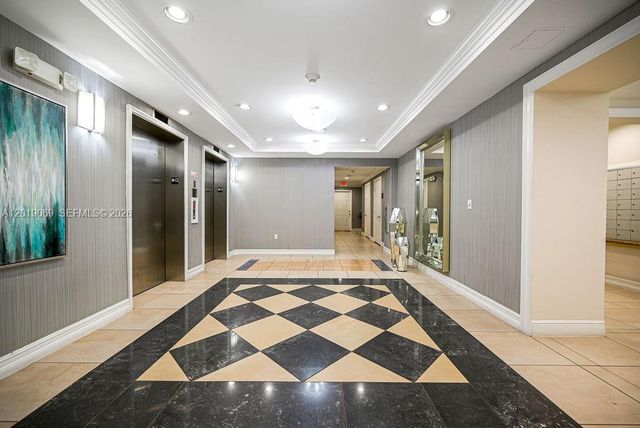 1900 Van Buren St 113B, Hollywood, FL 33020