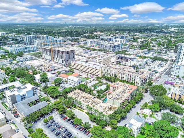 1900 Van Buren St 113B, Hollywood, FL 33020