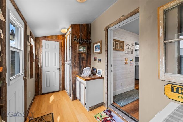 203 1st Avenue, Clyde Park, MT 59018