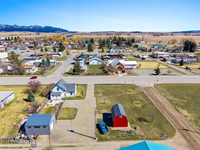 203 1st Avenue, Clyde Park, MT 59018