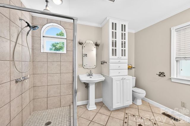 58 Randall Drive, Fairview, NC 28730