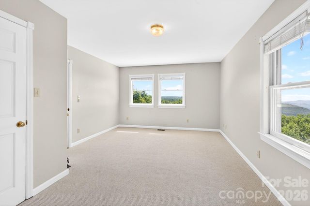 58 Randall Drive, Fairview, NC 28730
