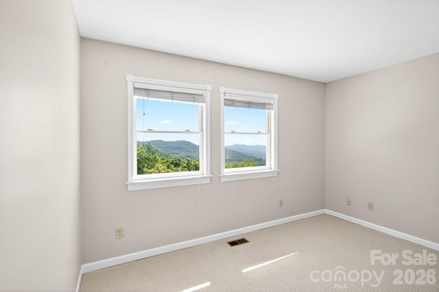 58 Randall Drive, Fairview, NC 28730