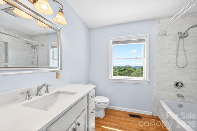58 Randall Drive, Fairview, NC 28730