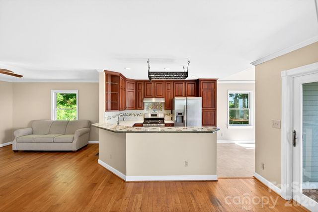 58 Randall Drive, Fairview, NC 28730