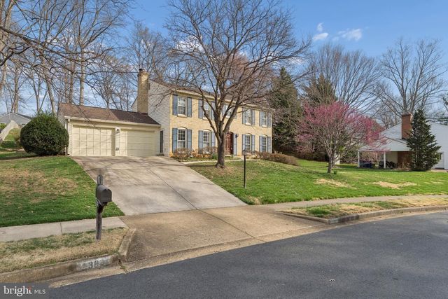 2302 TANGLEVALE DR, Vienna, VA 22181