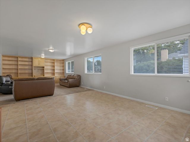 4071 S 2700 E, Holladay, UT 84124