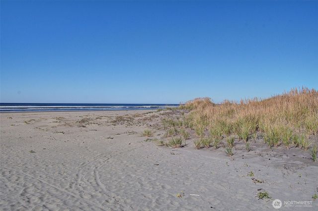 30505 I Street, Ocean Park, WA 98640