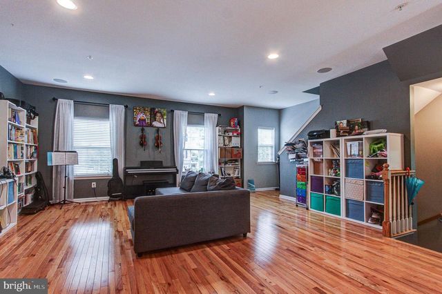109 MASTER AVE, Feasterville Trevose, PA 19053
