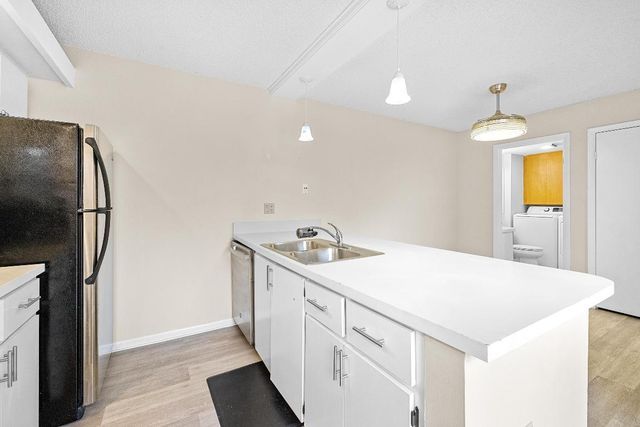 596 Green Springs Place, West Palm Beach, FL 33409