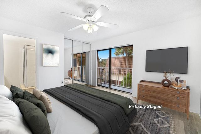 596 Green Springs Place, West Palm Beach, FL 33409