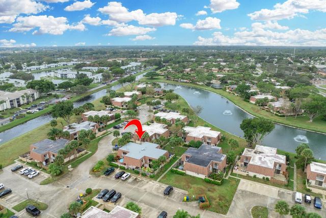 596 Green Springs Place, West Palm Beach, FL 33409