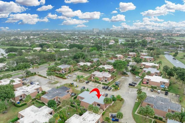 596 Green Springs Place, West Palm Beach, FL 33409