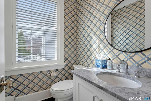 45 Jelliff Mill Road 45, New Canaan, CT 06840