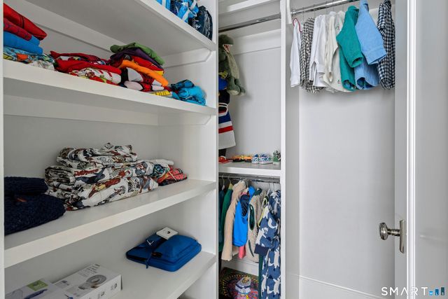 45 Jelliff Mill Road 45, New Canaan, CT 06840