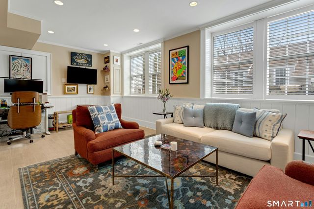 45 Jelliff Mill Road 45, New Canaan, CT 06840