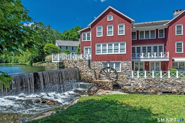 45 Jelliff Mill Road 45, New Canaan, CT 06840