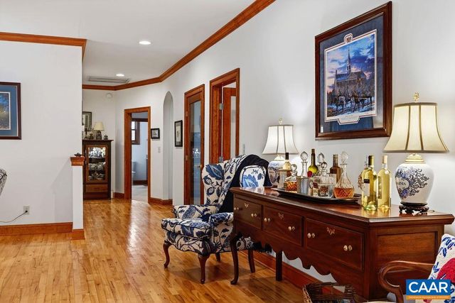 519 FOOTHILLS DR, Nellysford, VA 22958